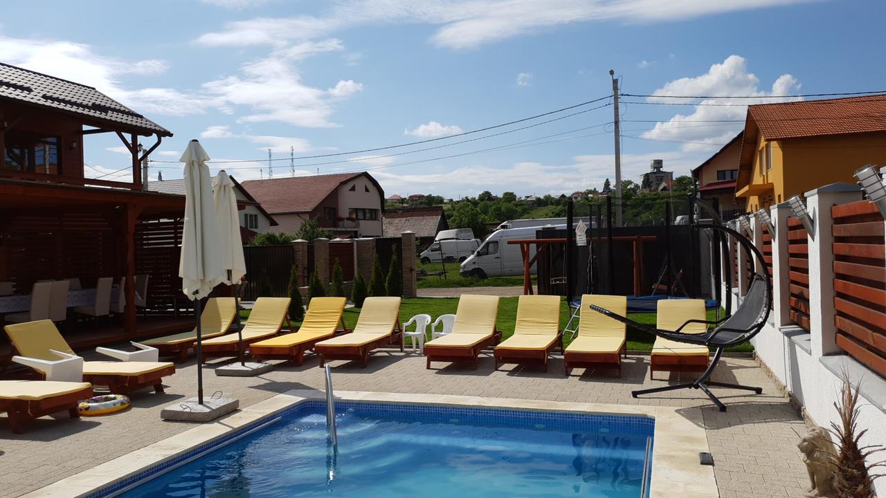 Casa David Turda Hotel Exterior photo
